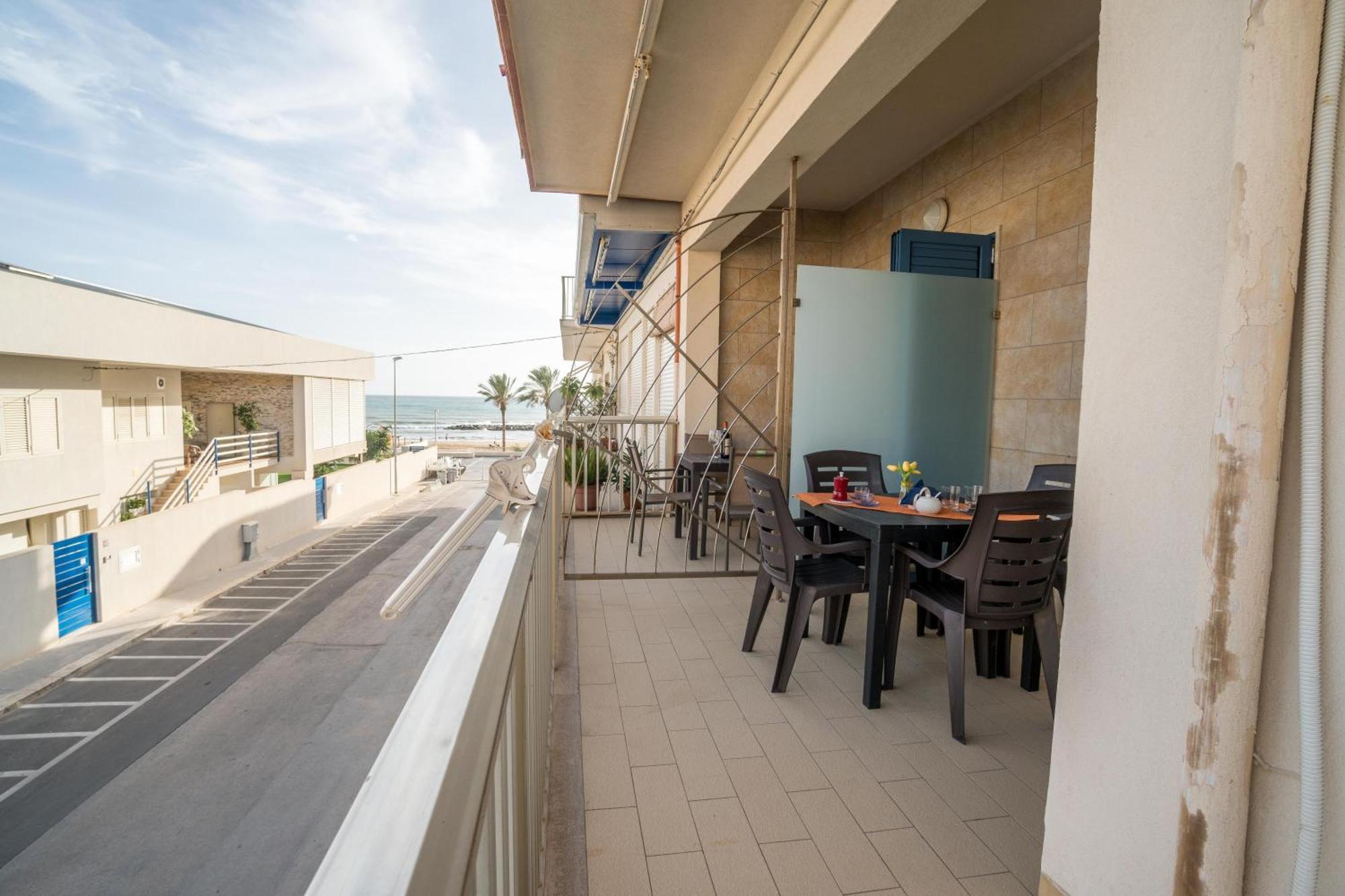 Caposud - Appartamento Salgari Marina di Ragusa Exterior foto